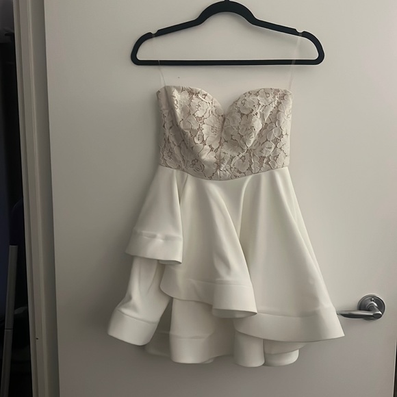 White Lace Strapless Flow Dress - Picture 1 of 3